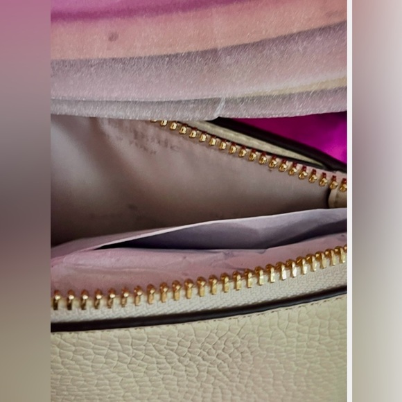 Kate Spade New York Leila Crossbody Bag Meringue Pebbled Leather KG464 - Picture 7 of 16